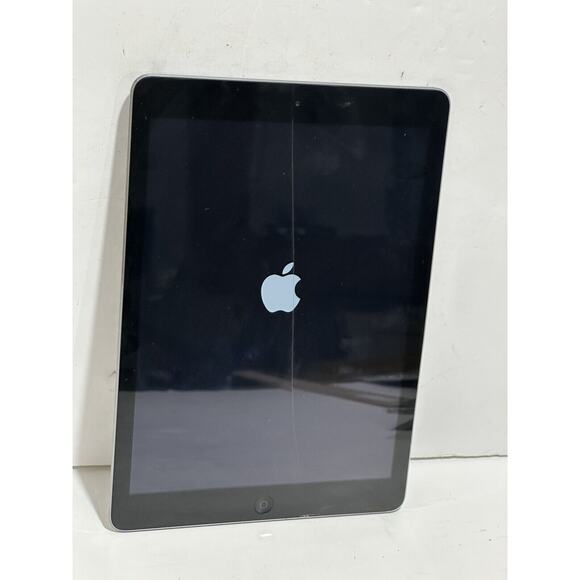 Apple iPad Air 1st Generation 32GB, Wi-Fi, 9.7in Gray MD786LL/A scratched WORKS - Picture 8 of 8